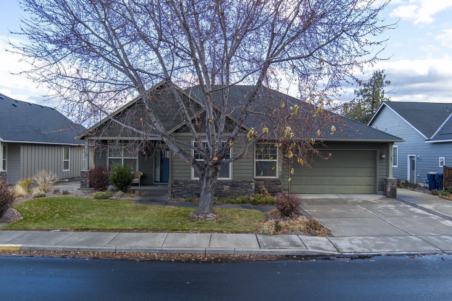 Photo of 2644 19th 1 of 43