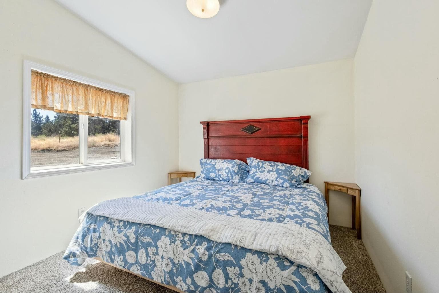 Photo of 5110 SE Jerry Drive 17 of 33