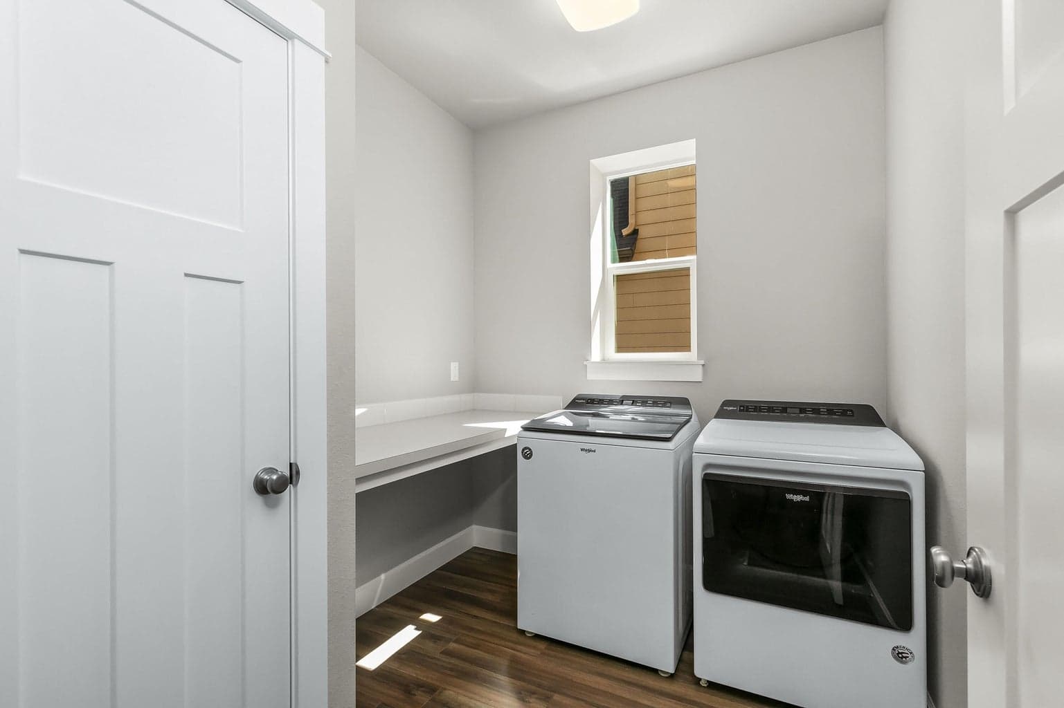 Photo of 1048 E Black Butte Avenue 15 of 23