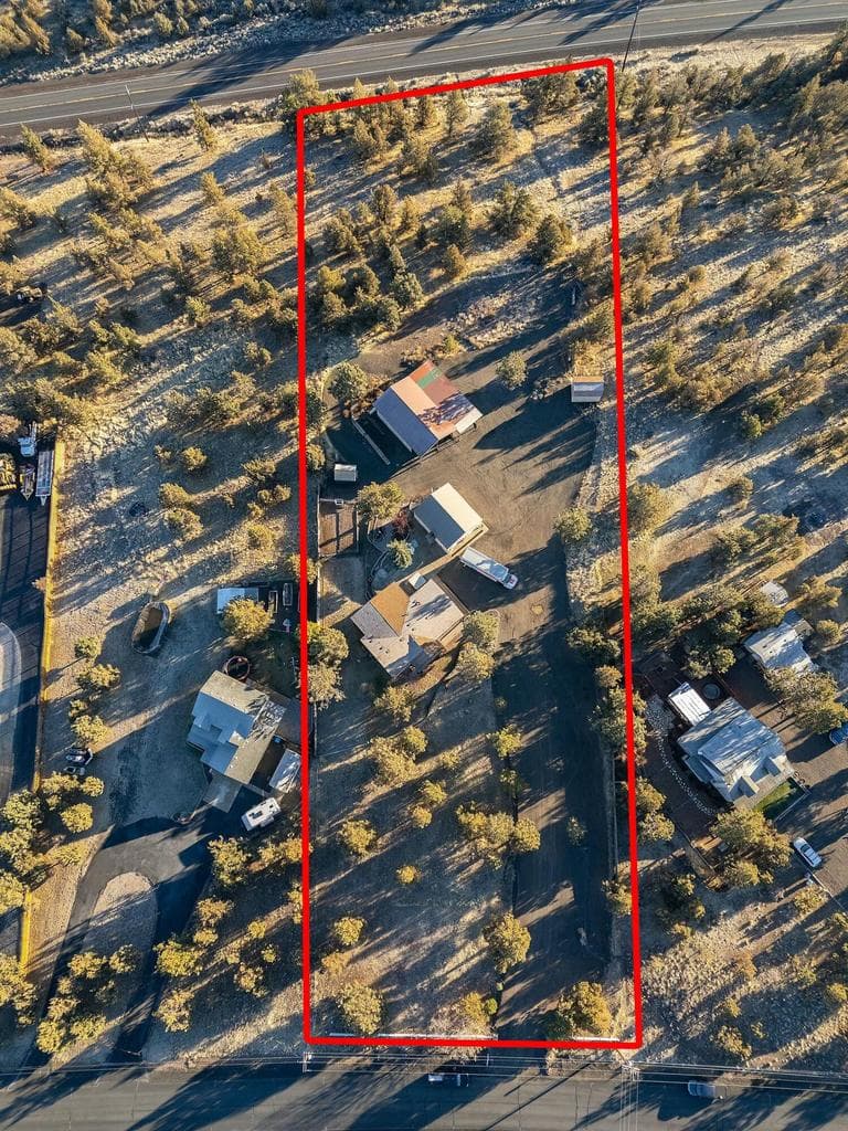 Photo of 5110 SE Jerry Drive 31 of 33