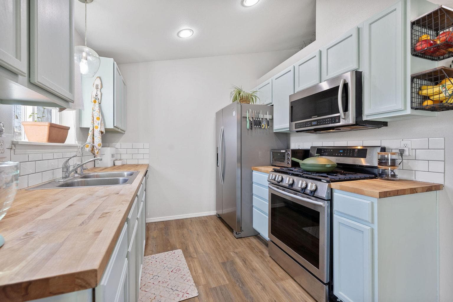 Photo of 2640 NE 3rd Street 14 of 22