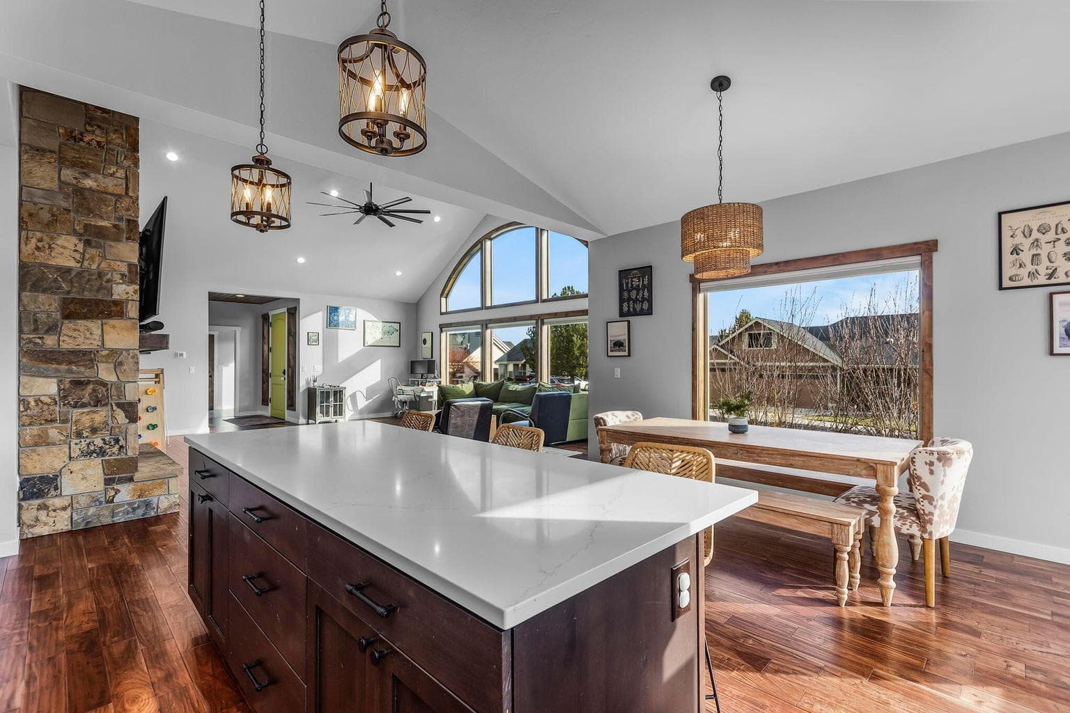 Photo of 3347 SW 35th Street 10 of 45