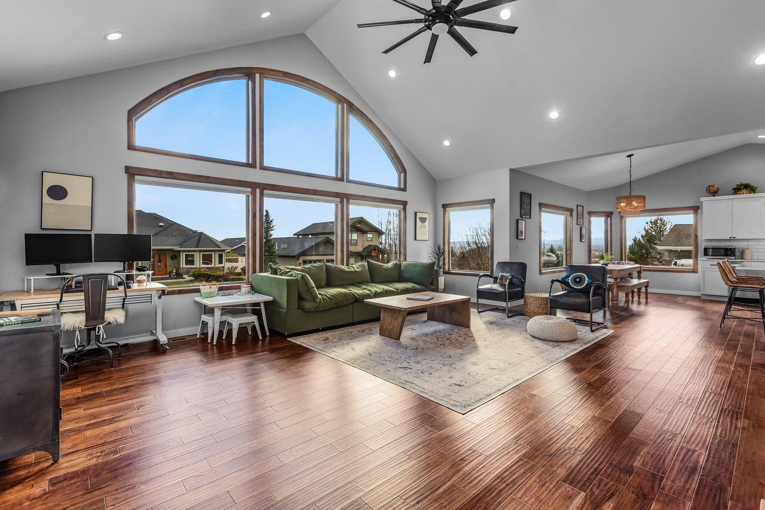 Photo of 3347 35th 4 of 45