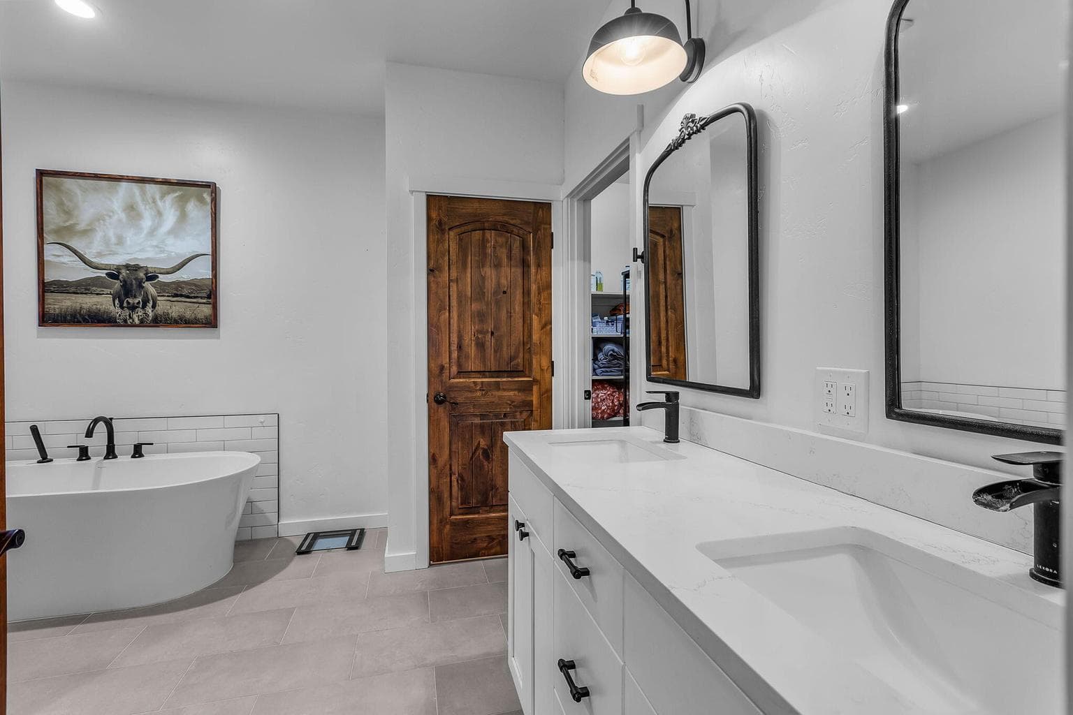 Photo of 3347 SW 35th Street 14 of 45