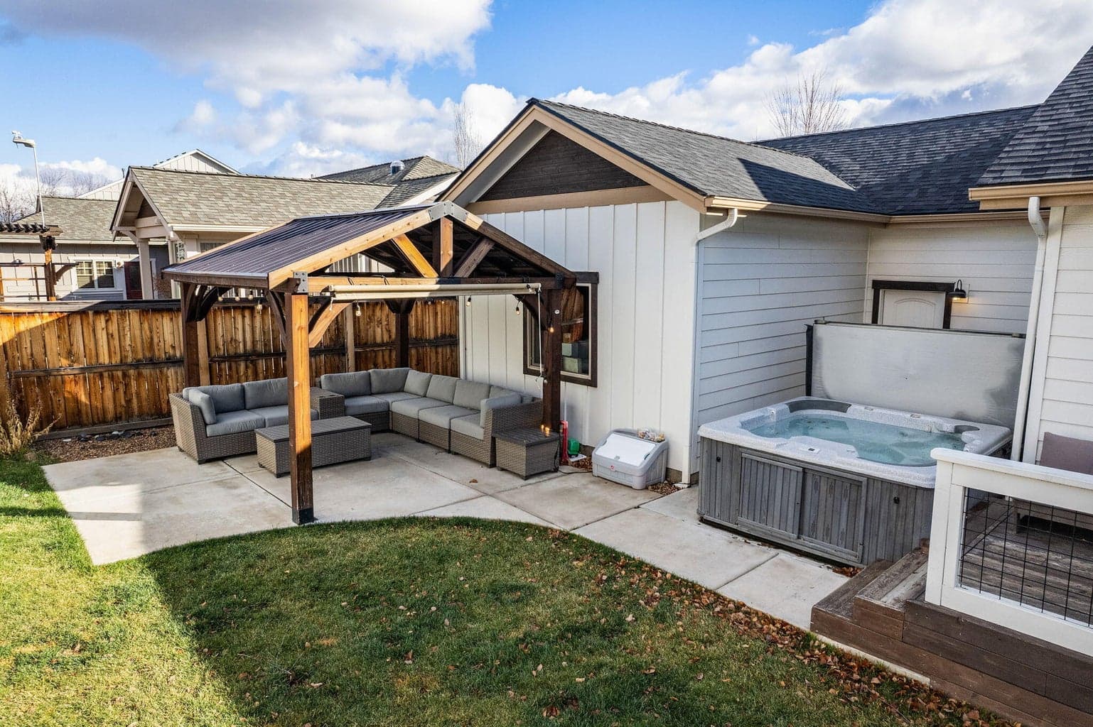 Photo of 3347 SW 35th Street 37 of 45