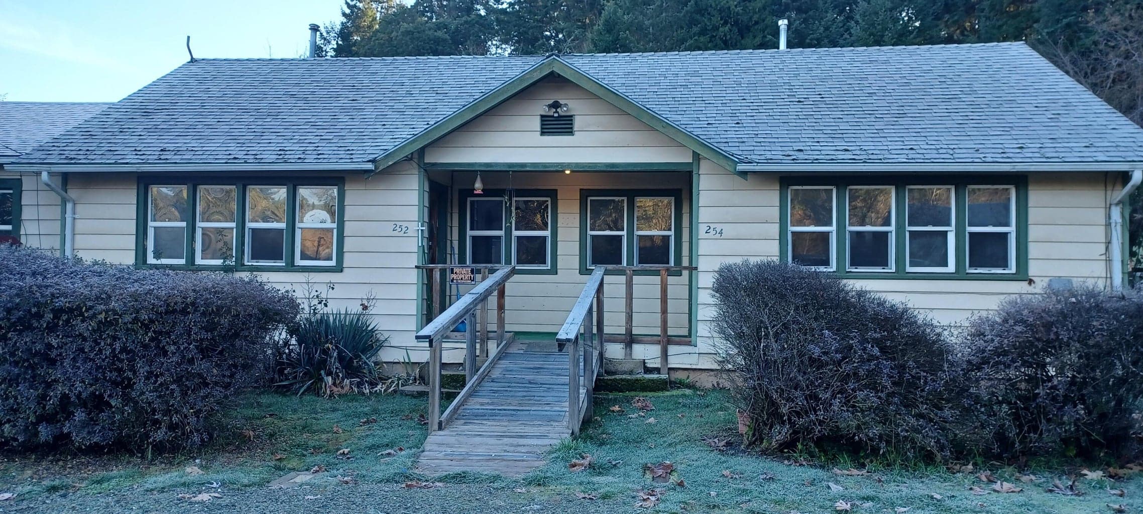 252 5th, Glendale, 97442