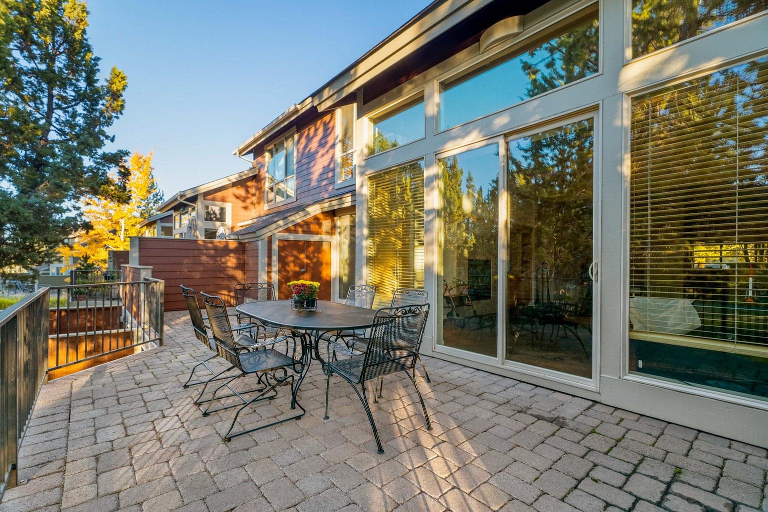 Photo of 1238 Highland View 3 of 35