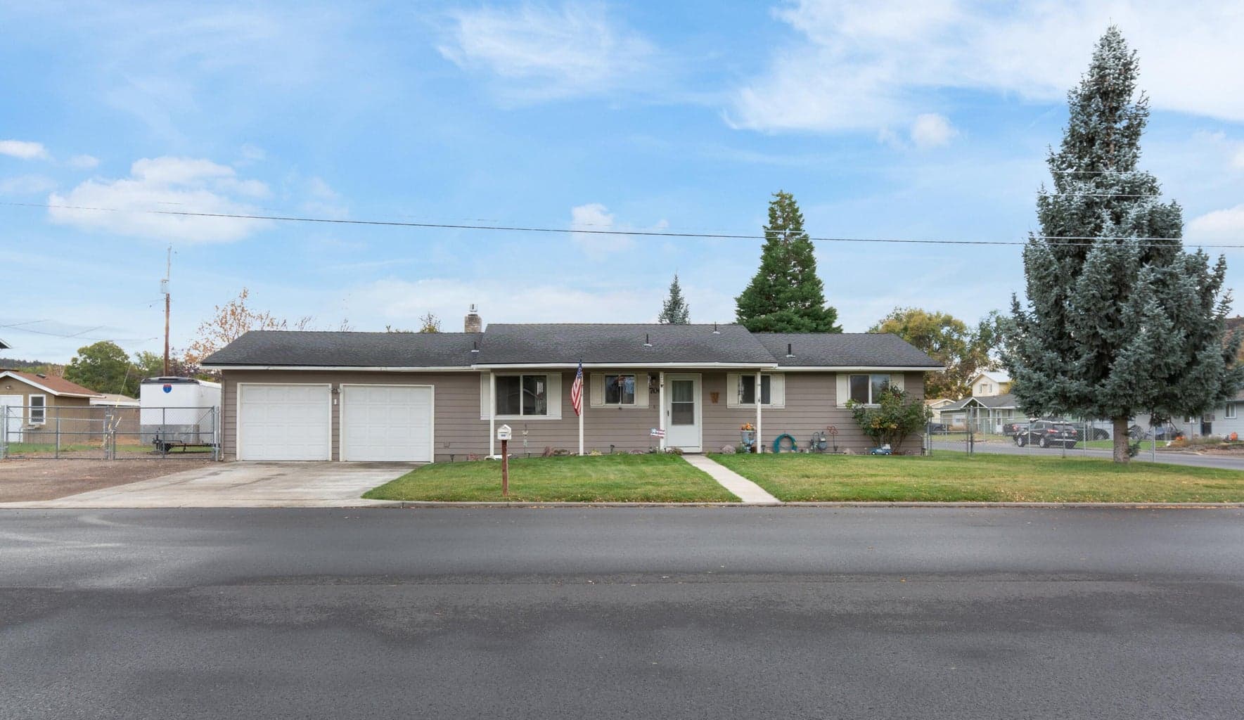 Photo of 706 5th 2 of 20