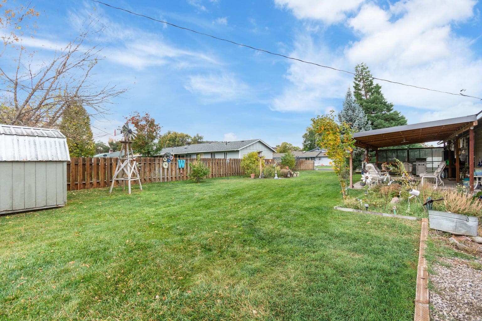 Photo of 706 SE 5th Street 18 of 20