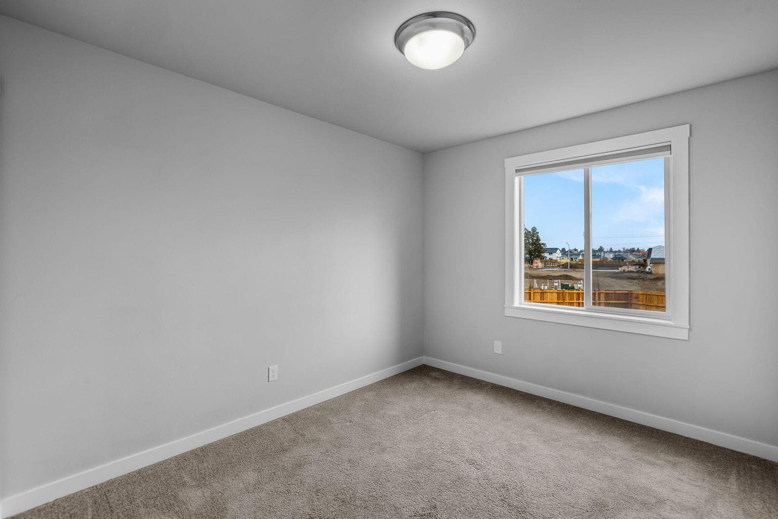 Photo of 1146 NW Upas Place 12 of 15