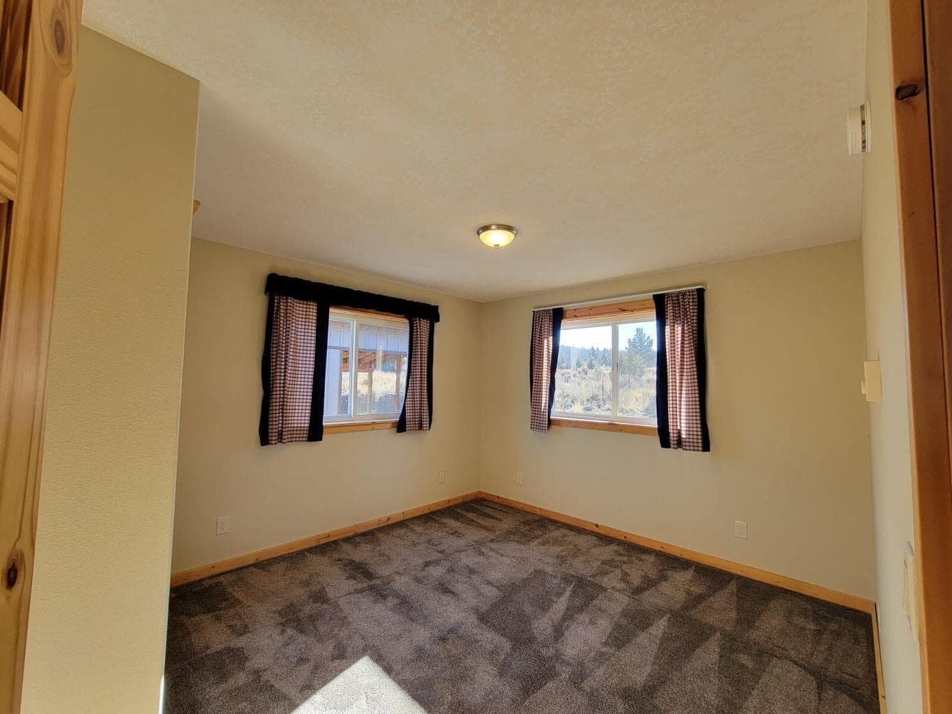 Photo of 7510 SE Quail Canyon Road 12 of 22