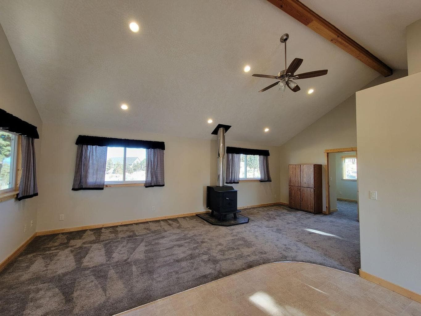 Photo of 7510 SE Quail Canyon Road 9 of 22