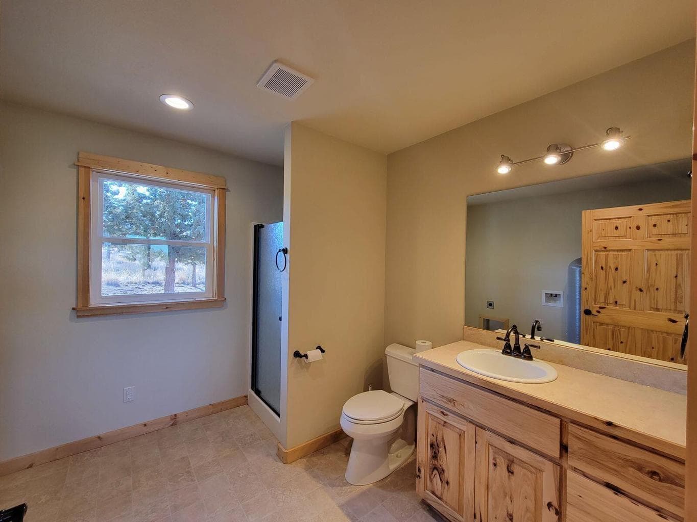 Photo of 7510 SE Quail Canyon Road 11 of 22