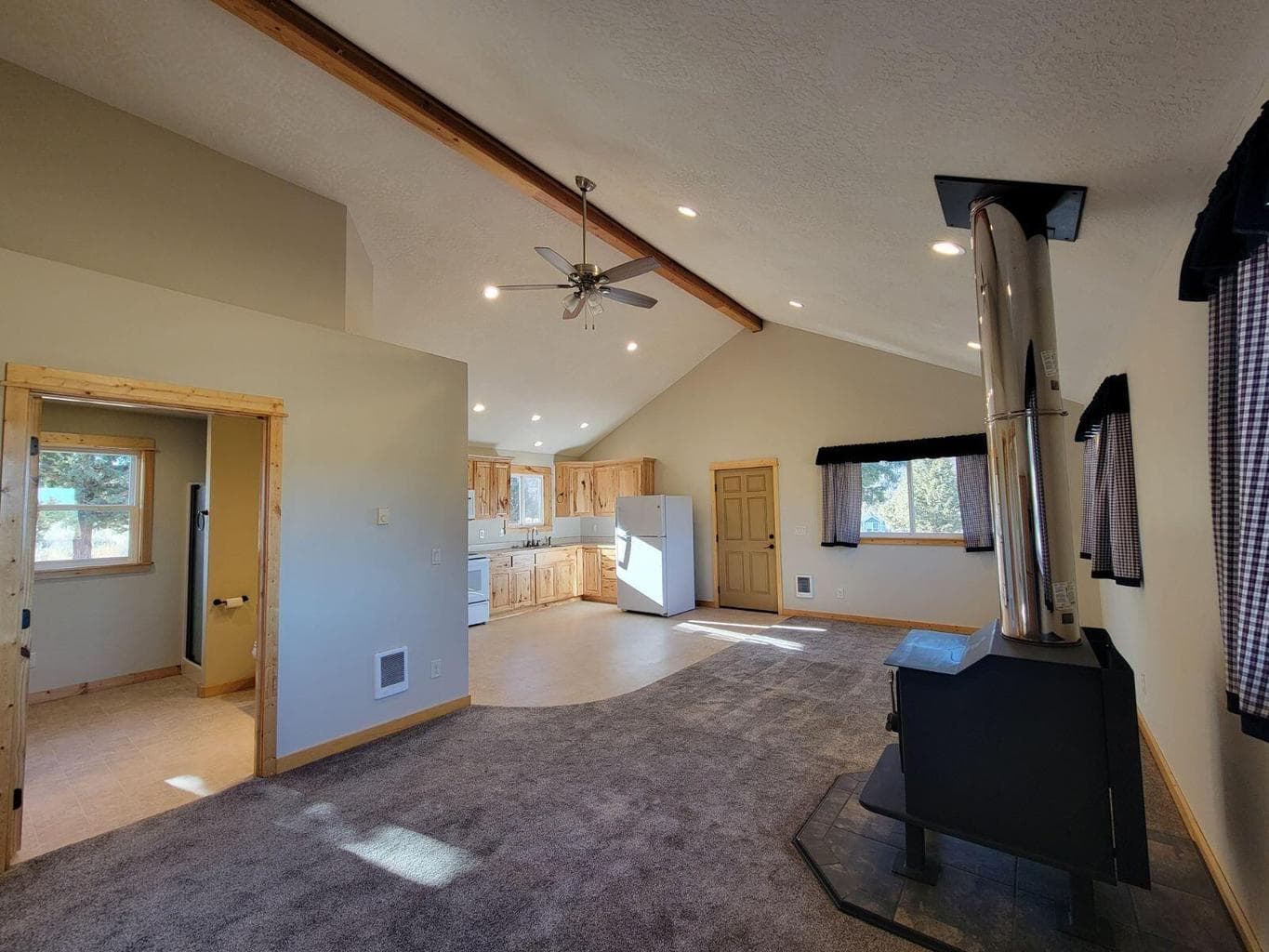 Photo of 7510 SE Quail Canyon Road 6 of 22
