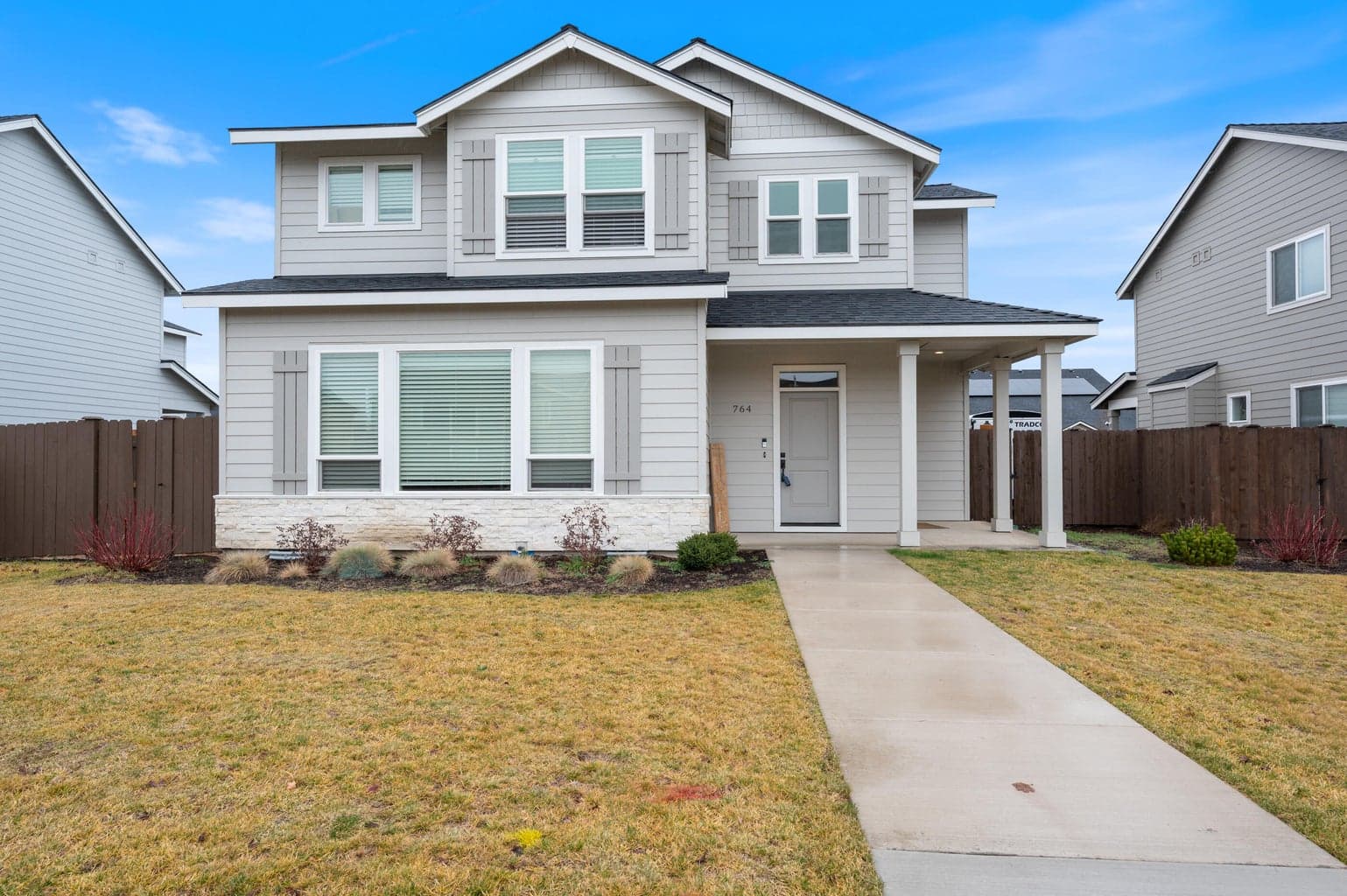 Photo of 764 27th 1 of 1