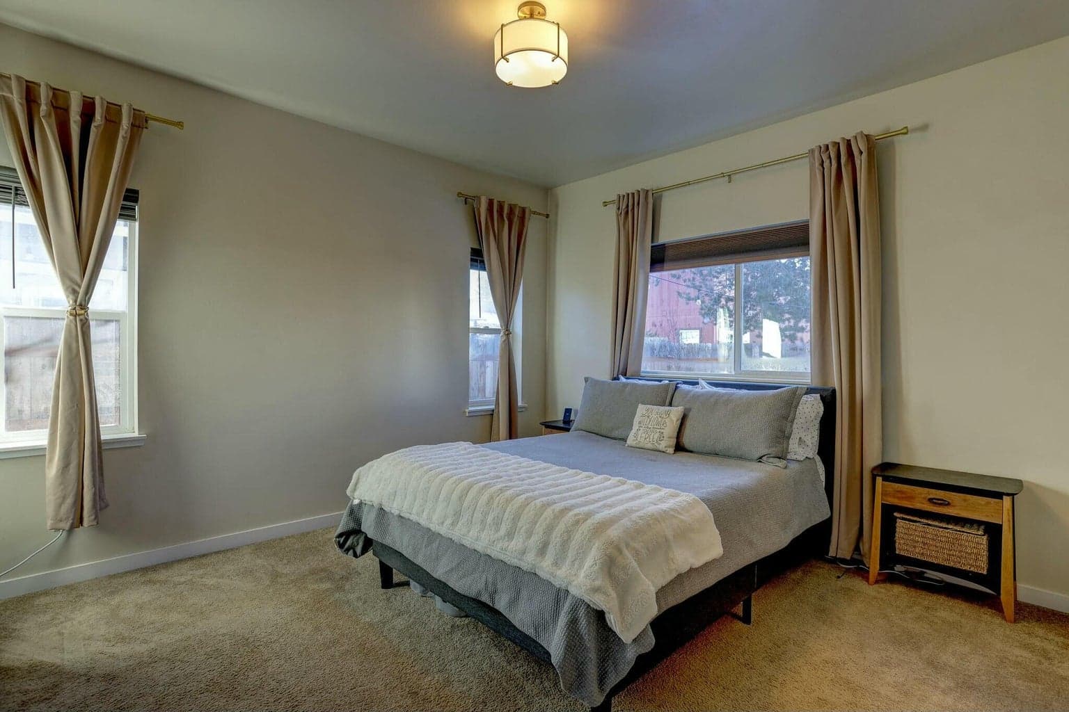 Photo of 16479 Betty Drive 12 of 37