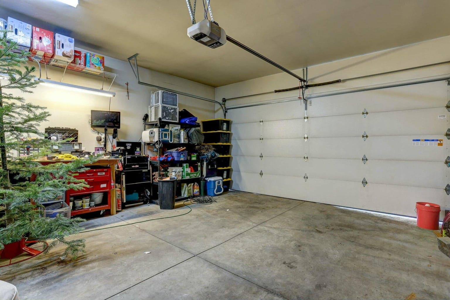 Photo of 16479 Betty Drive 25 of 37