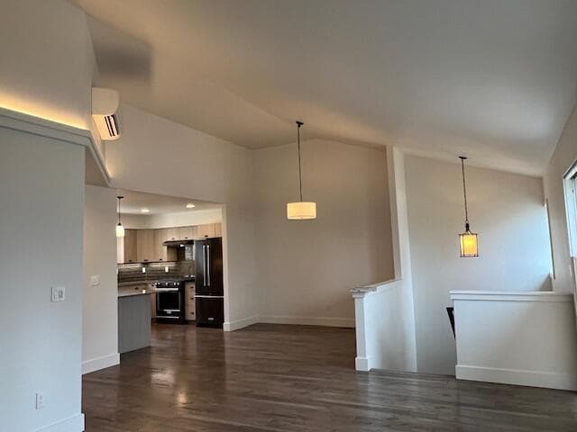 Photo of 360 Pine Meadow 2 of 23