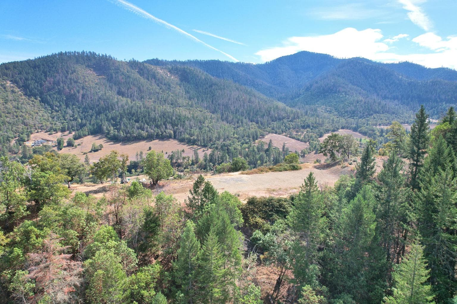 Photo of 550 Thompson Creek 2 of 23