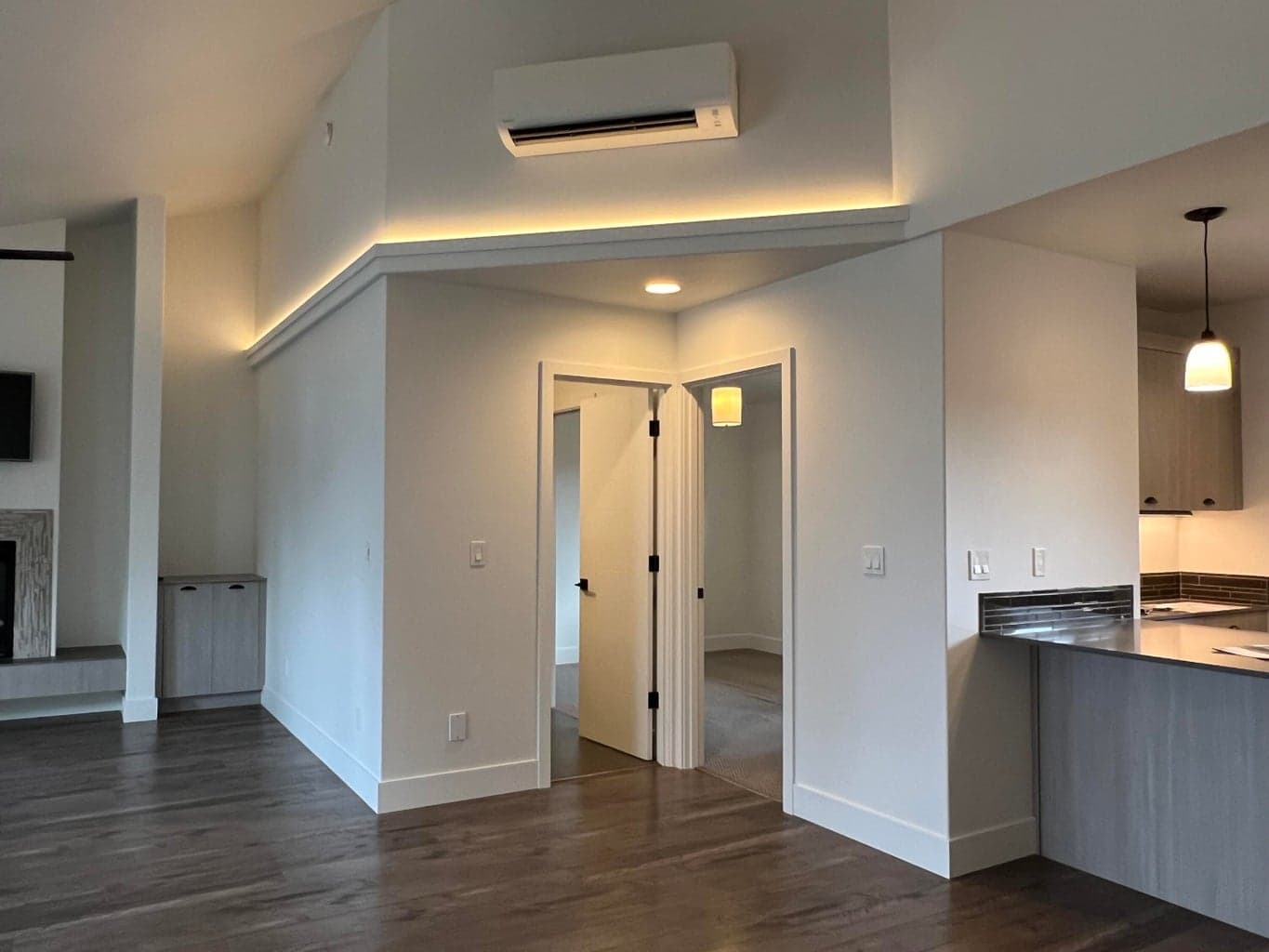 Photo of 360 S Pine Meadow Street 10 of 23