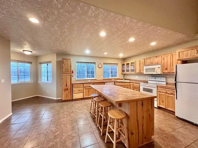 Photo of 1109 NE Ochoco Avenue 10 of 28