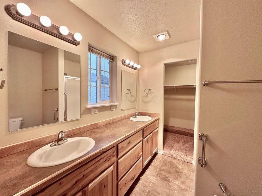 Photo of 1109 NE Ochoco Avenue 15 of 28