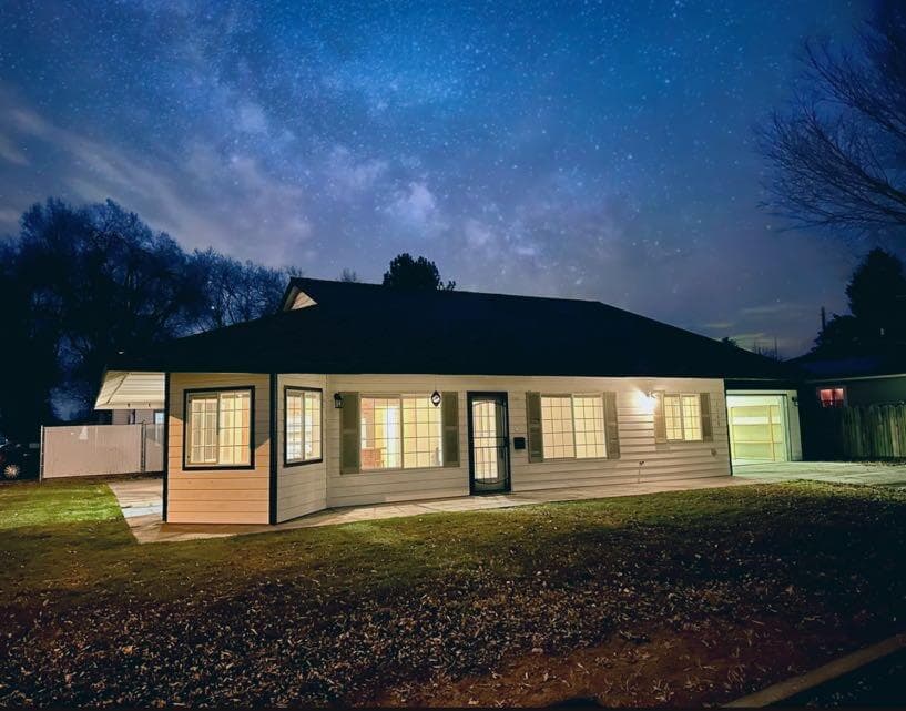 Photo of 1109 NE Ochoco Avenue 28 of 28