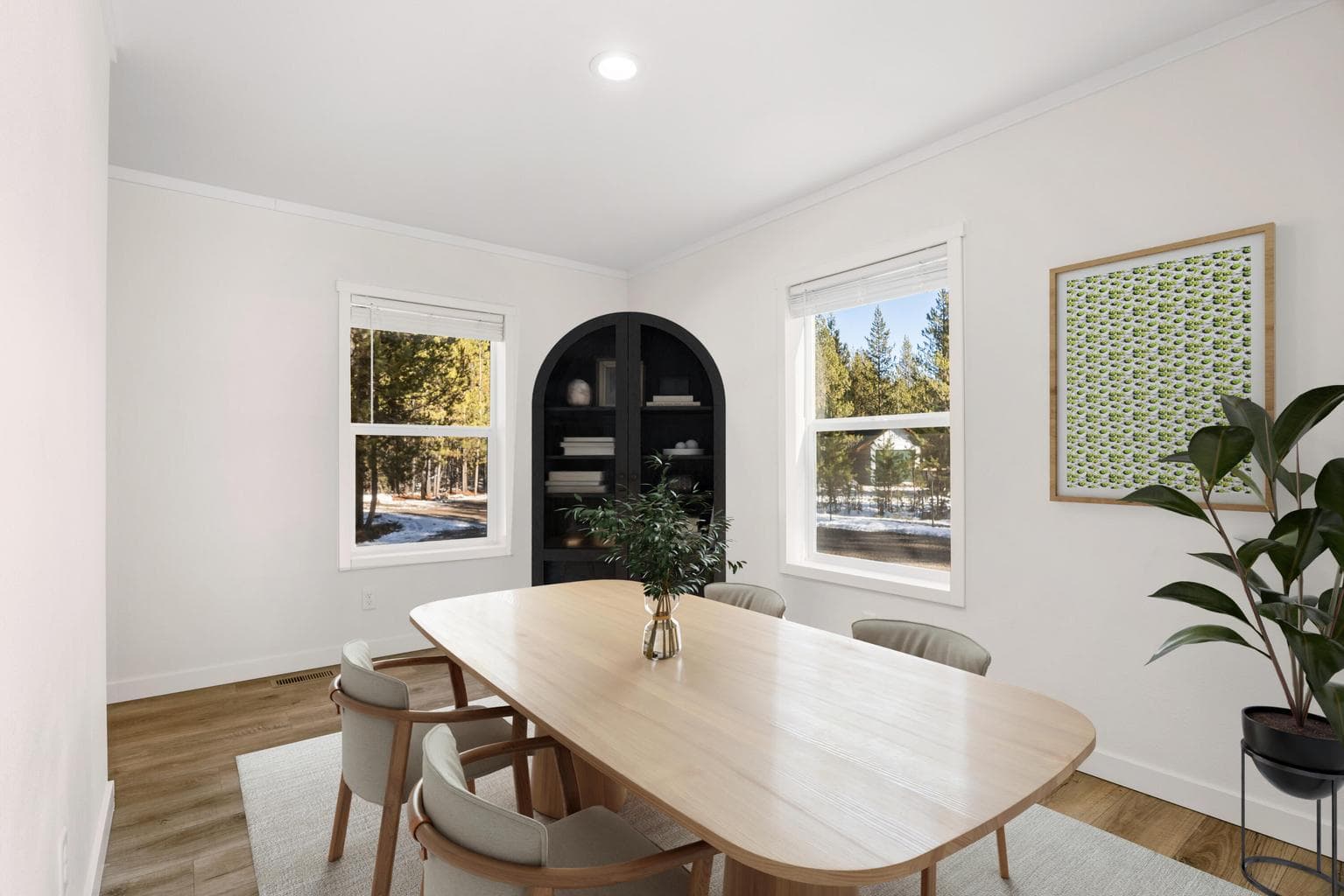 Photo of 15556 Rim Drive 6 of 19