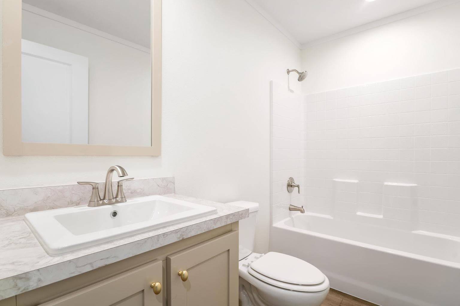 Photo of 15556 Rim Drive 12 of 19