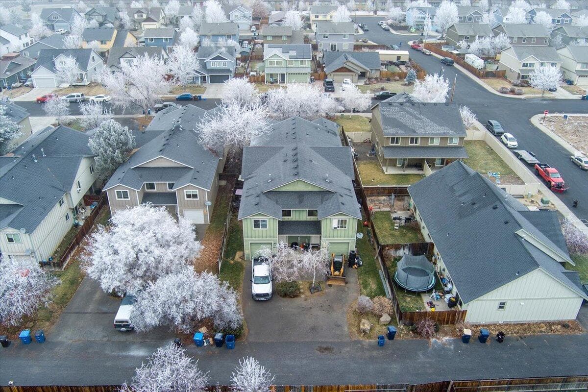 Photo of 2960 Juniper 1 of 8