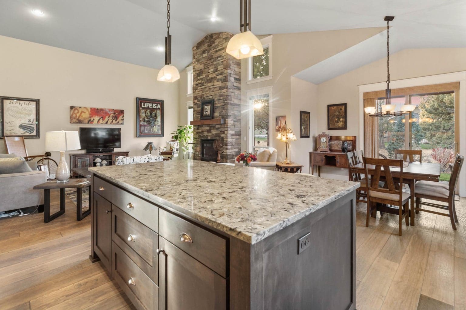 Photo of 271 Sun Vista Drive 17 of 63