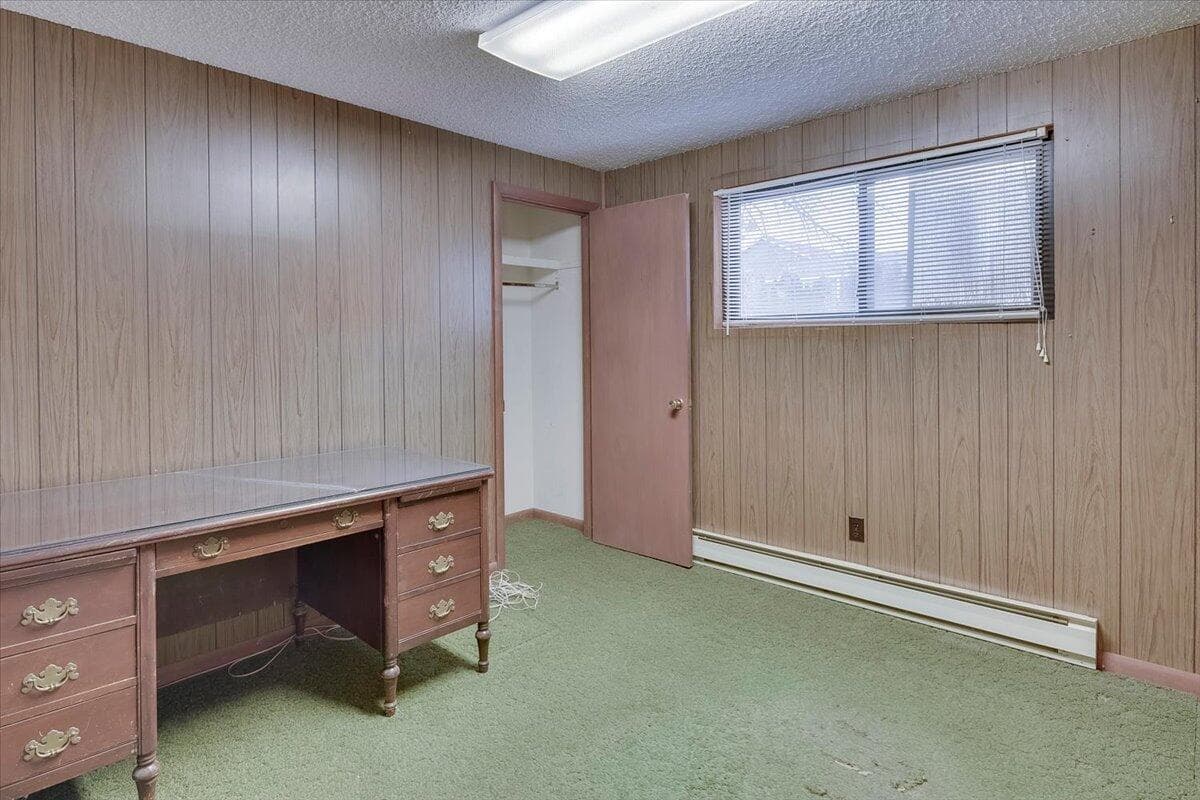Photo of 1849 SW Canyon Drive 22 of 44