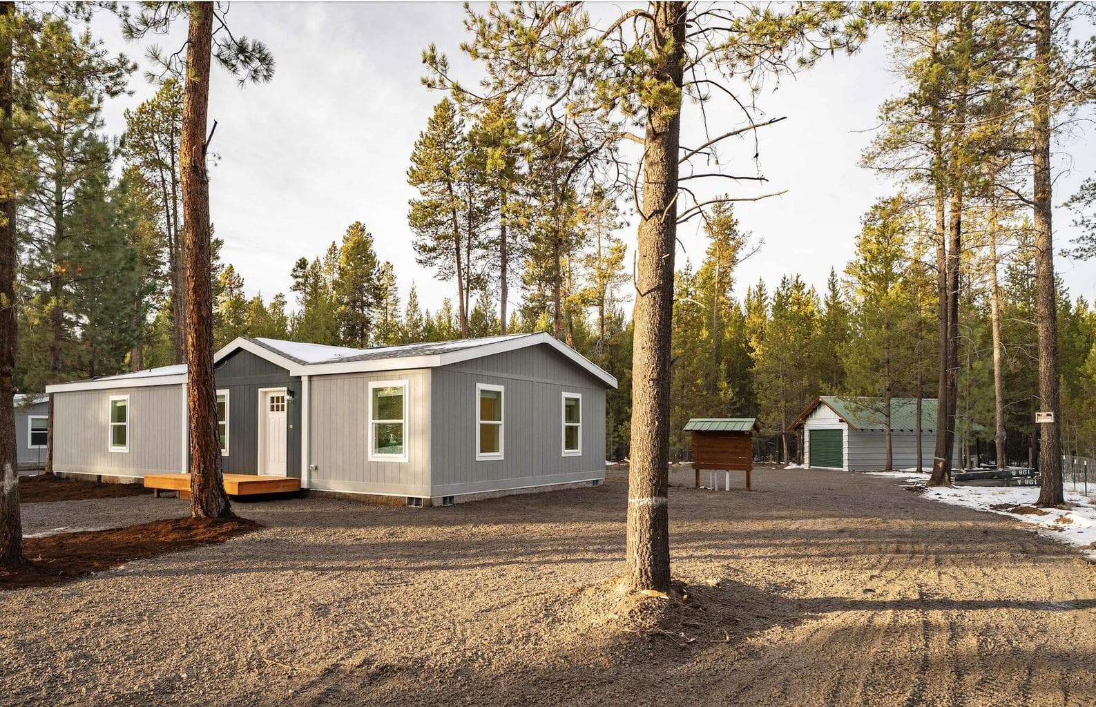 Photo of 15560 Rim Drive 2 of 19