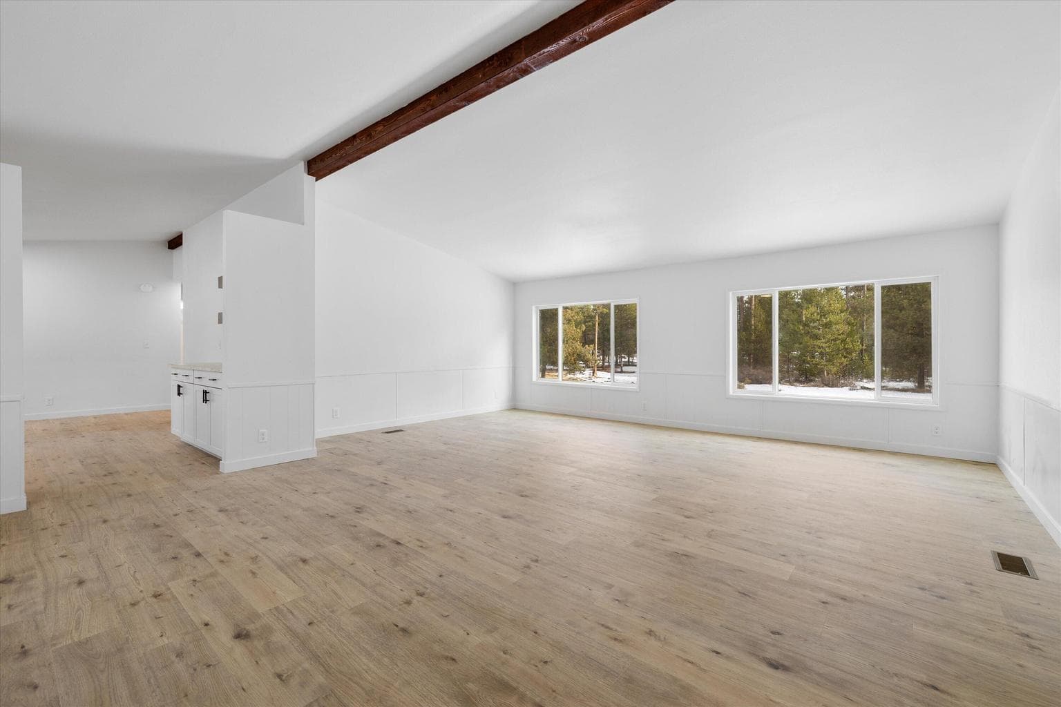 Photo of 53770 Aguilar Court 2 of 34