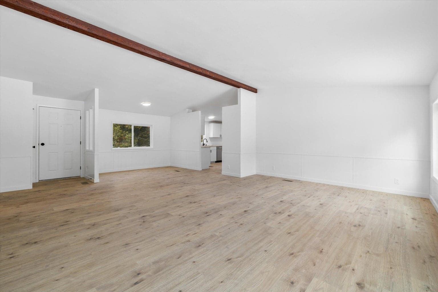 Photo of 53770 Aguilar Court 5 of 34