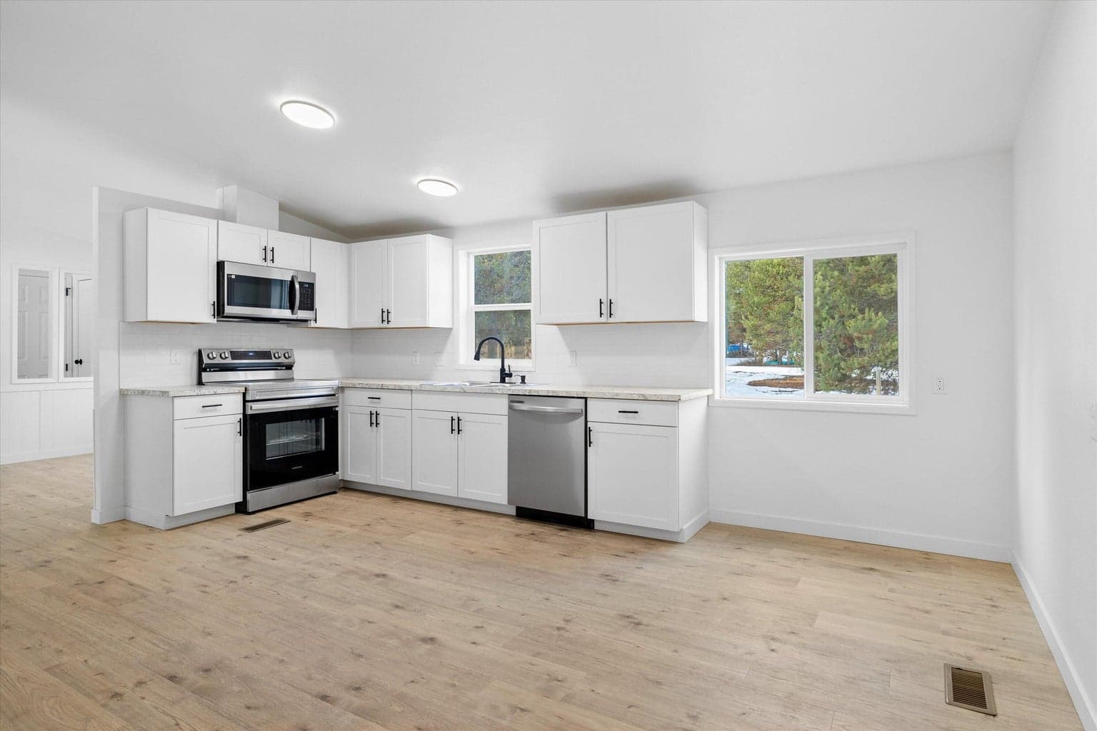 Photo of 53770 Aguilar Court 9 of 34