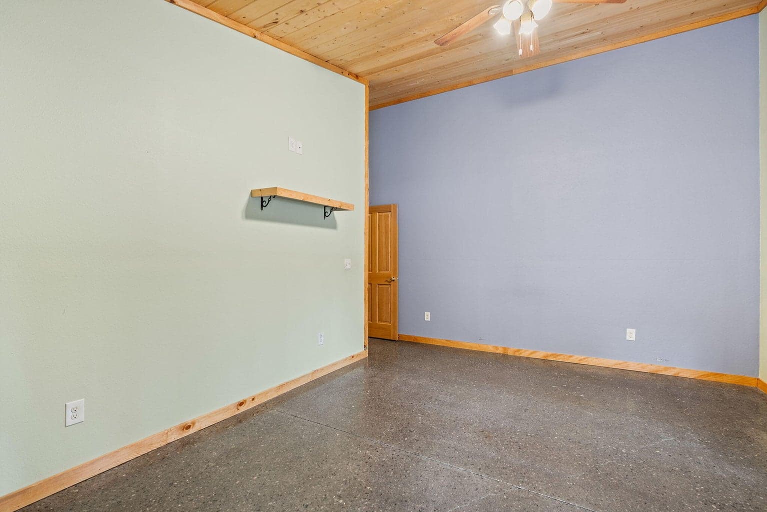 Primary suite
