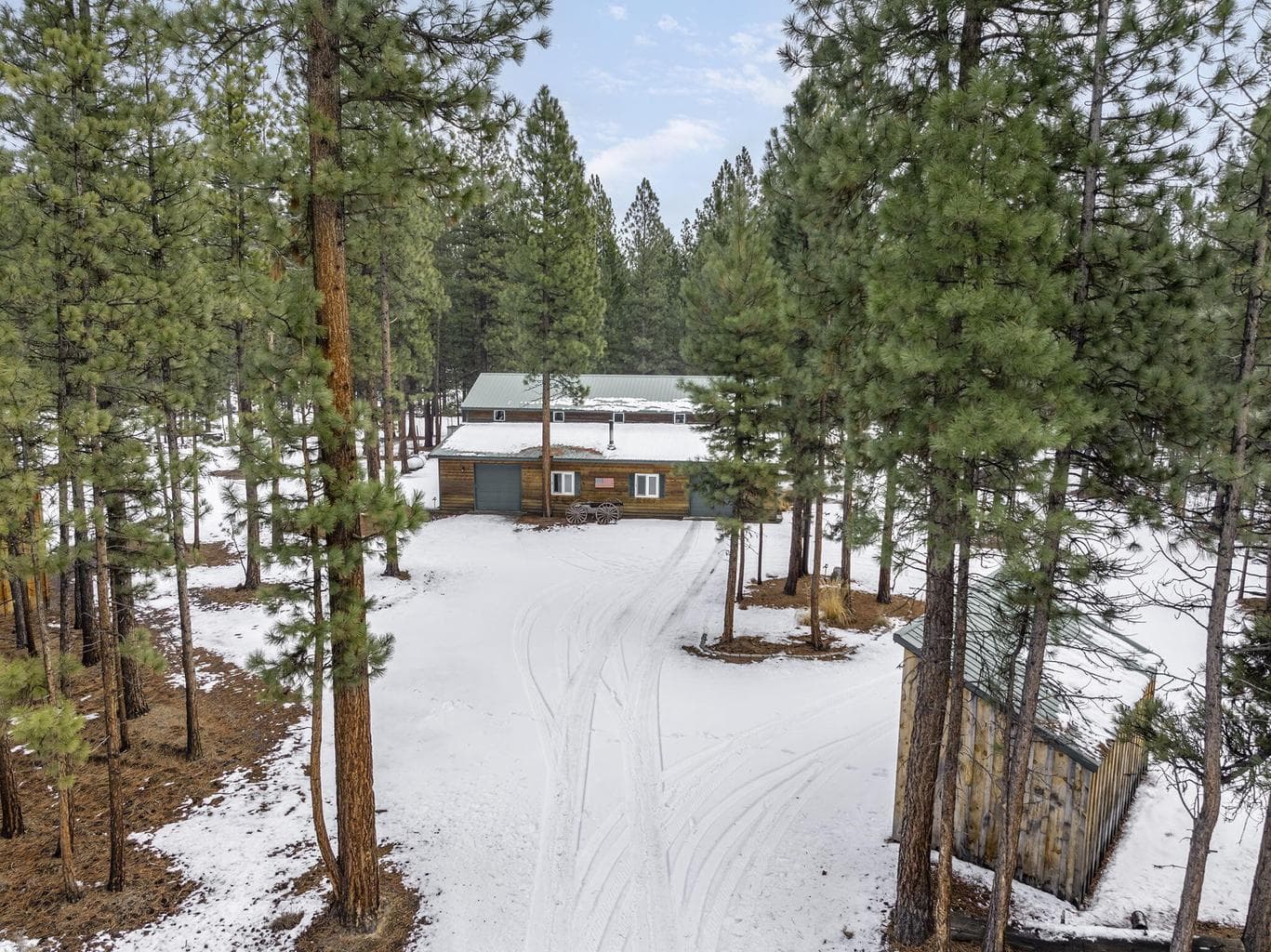 Photo of 15471 Ferndale Court 34 of 48