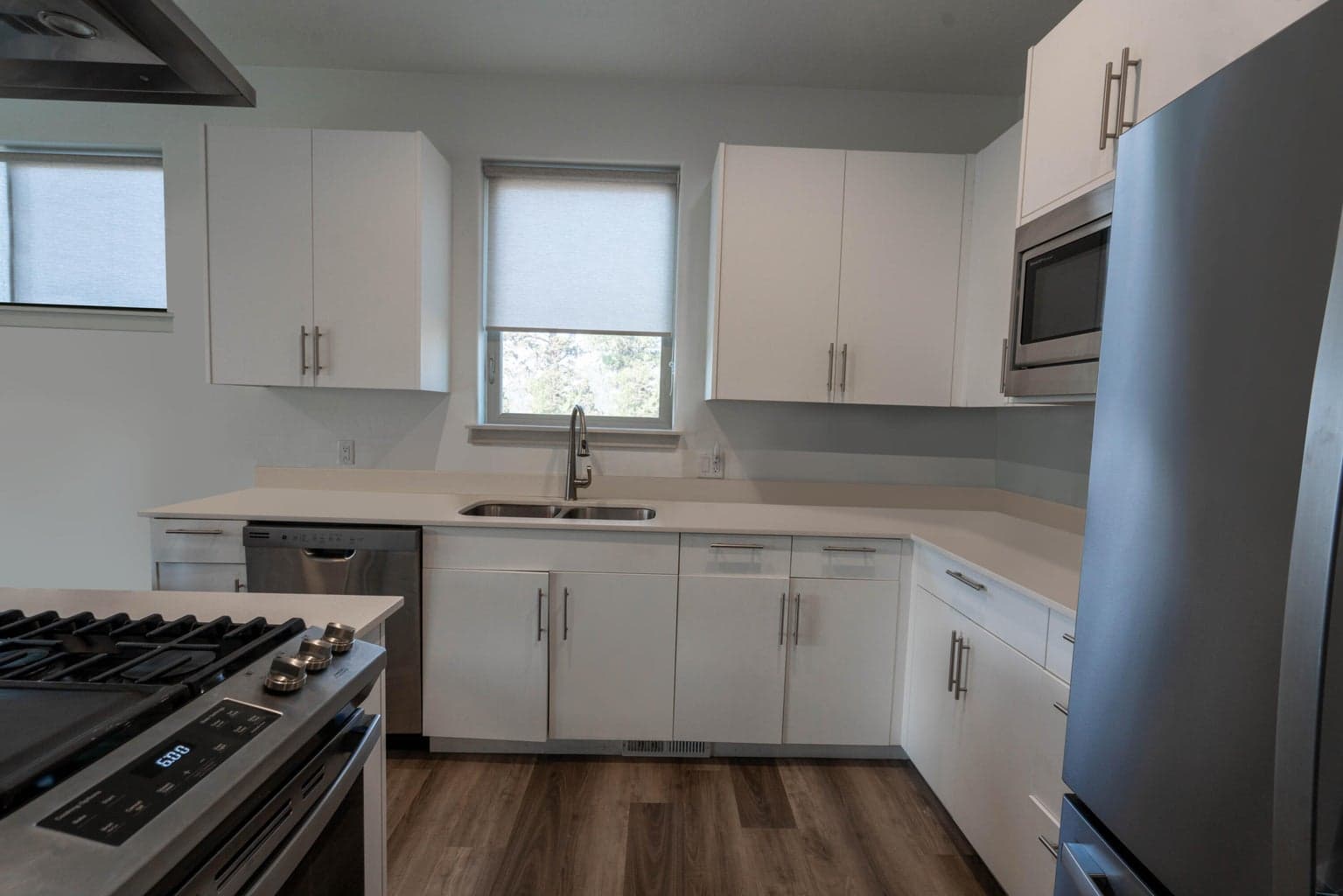 Photo of 2977 NW Elm Avenue 10 of 27