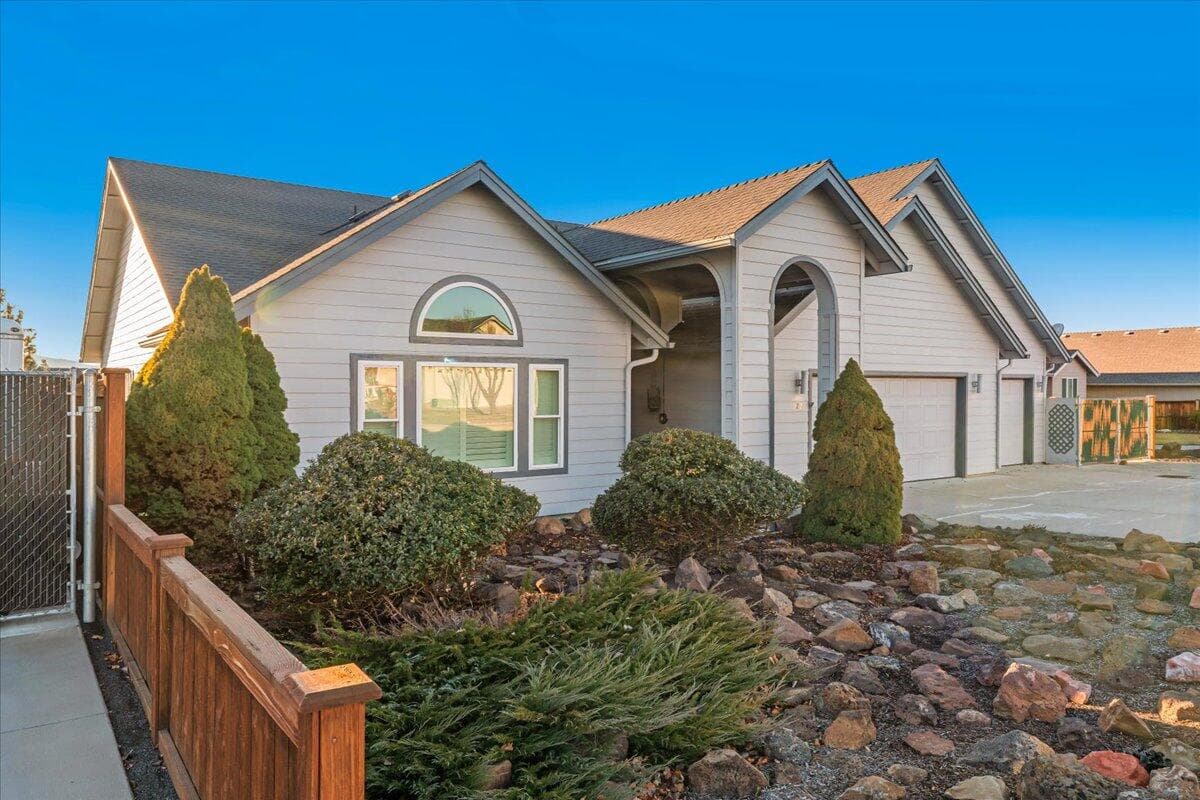 low maintenance front yard faces East