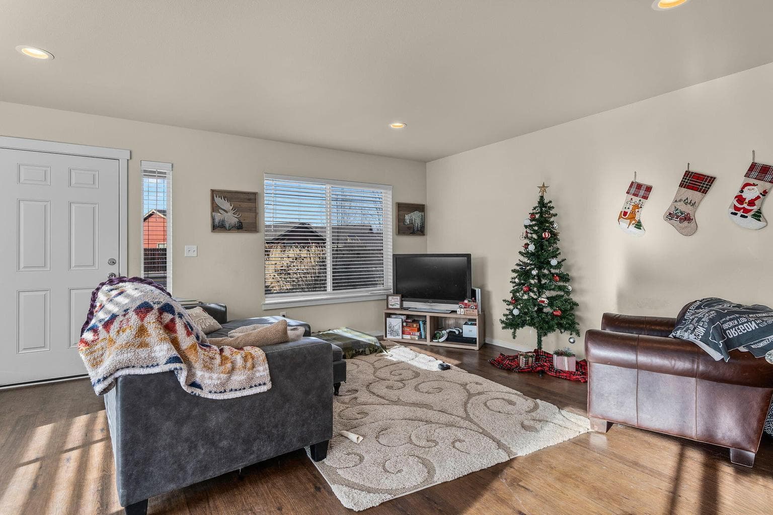 Photo of 1144 NW 19th Street 6 of 21