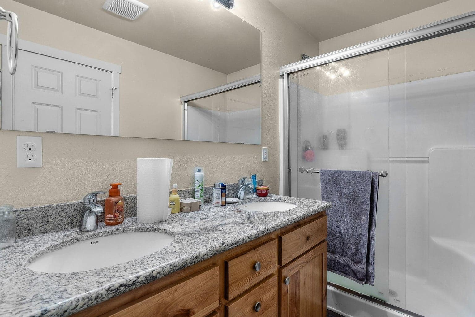 Photo of 1144 NW 19th Street 12 of 21