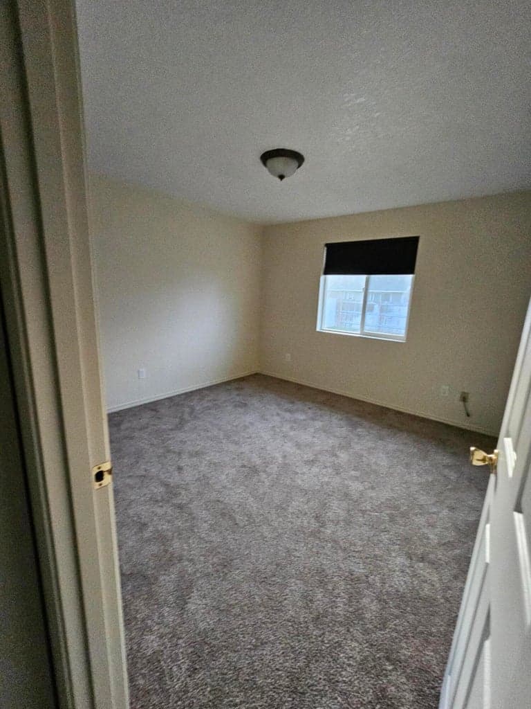 Photo of 2225 NE Timberwolf Loop 16 of 21