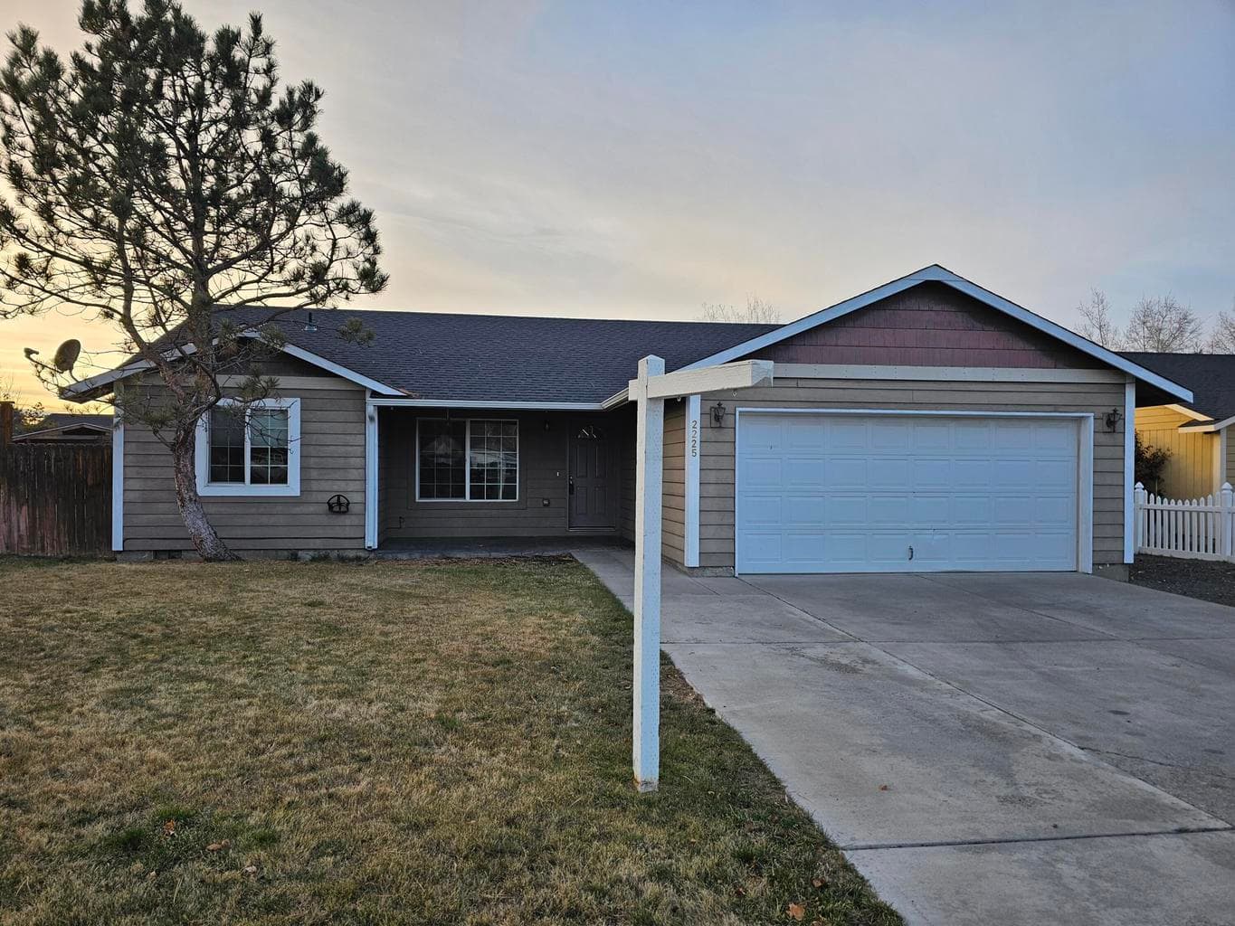 Photo of 2225 NE Timberwolf Loop 20 of 21