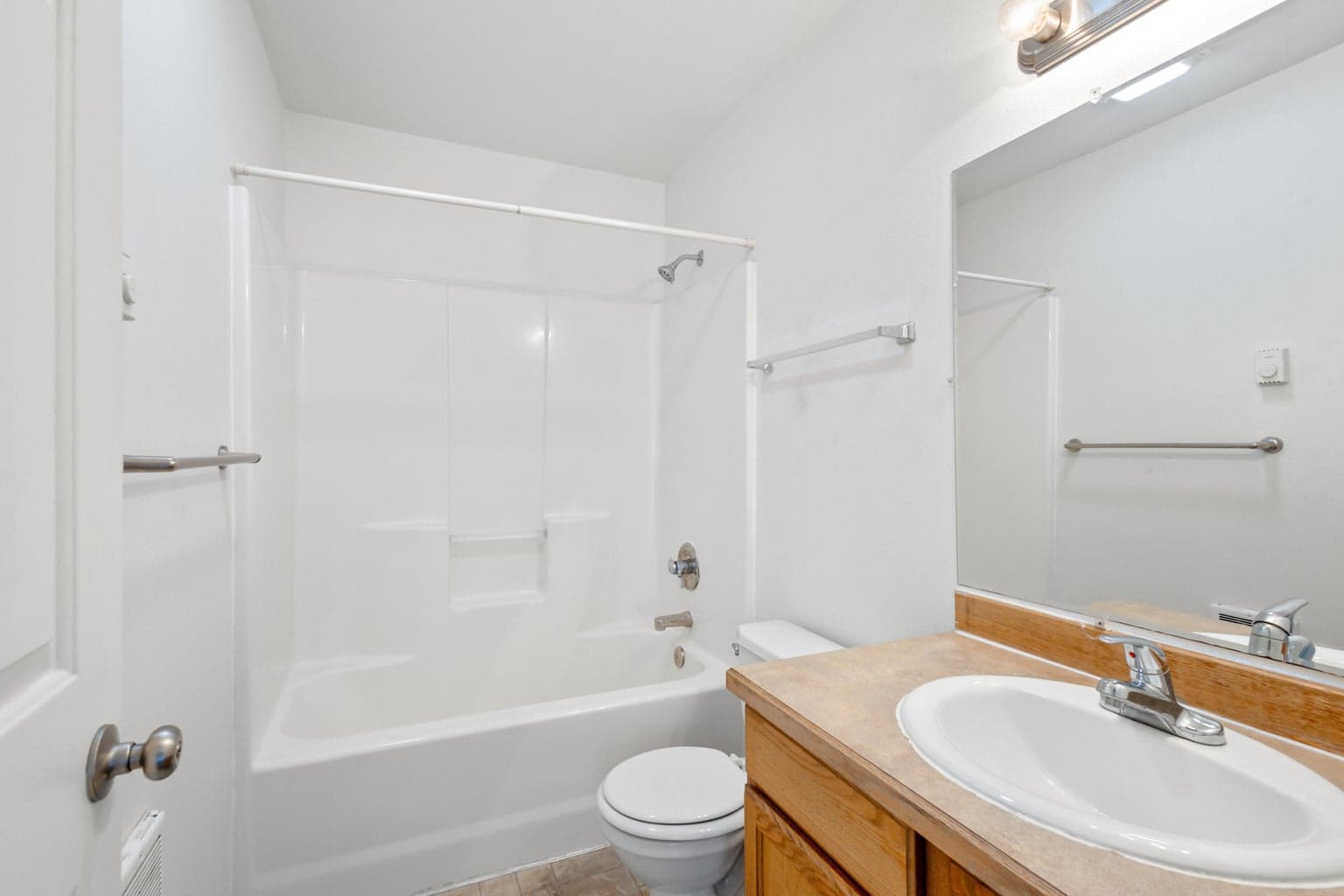 Photo of 832 SE Kierra Place 9 of 36