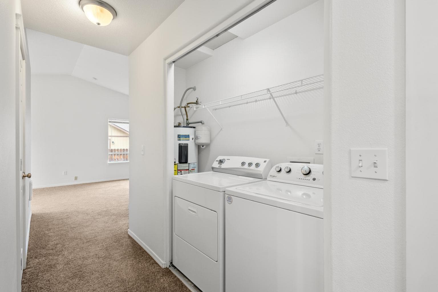 Photo of 832 SE Kierra Place 15 of 36
