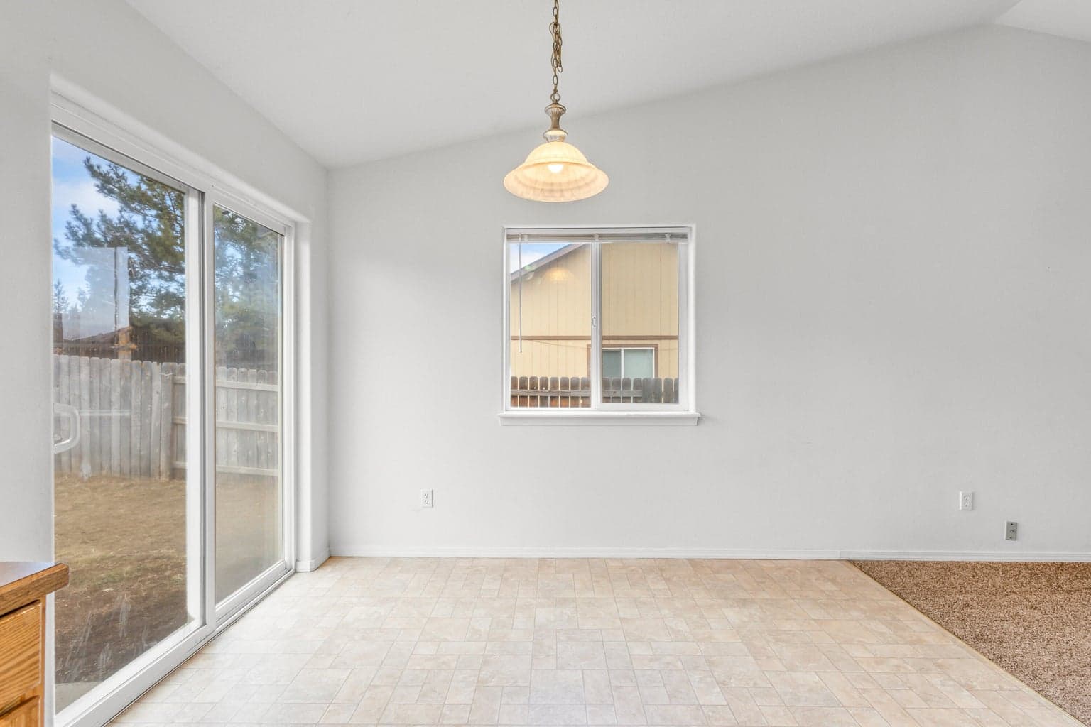 Photo of 832 SE Kierra Place 22 of 36