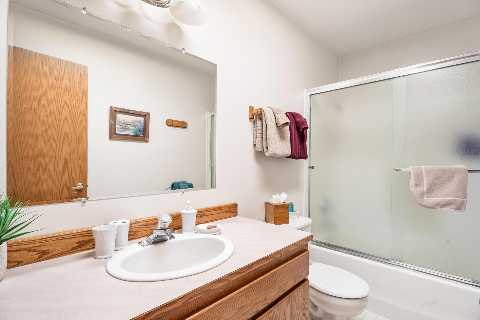 Full Bathroom