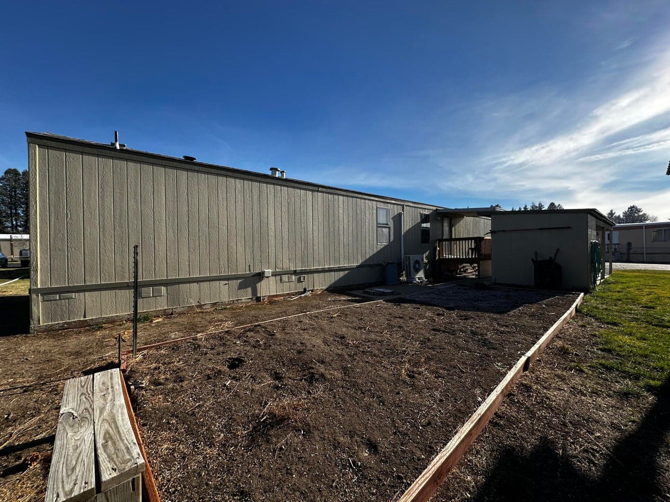 Photo of 400 NW Terrace Lane 11 of 32