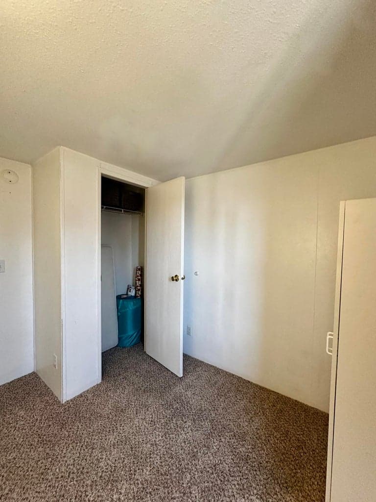 Photo of 400 NW Terrace Lane 32 of 32
